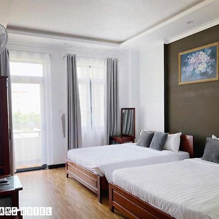 Khach San Minh Quang Hotel Phan Rang Exterior foto