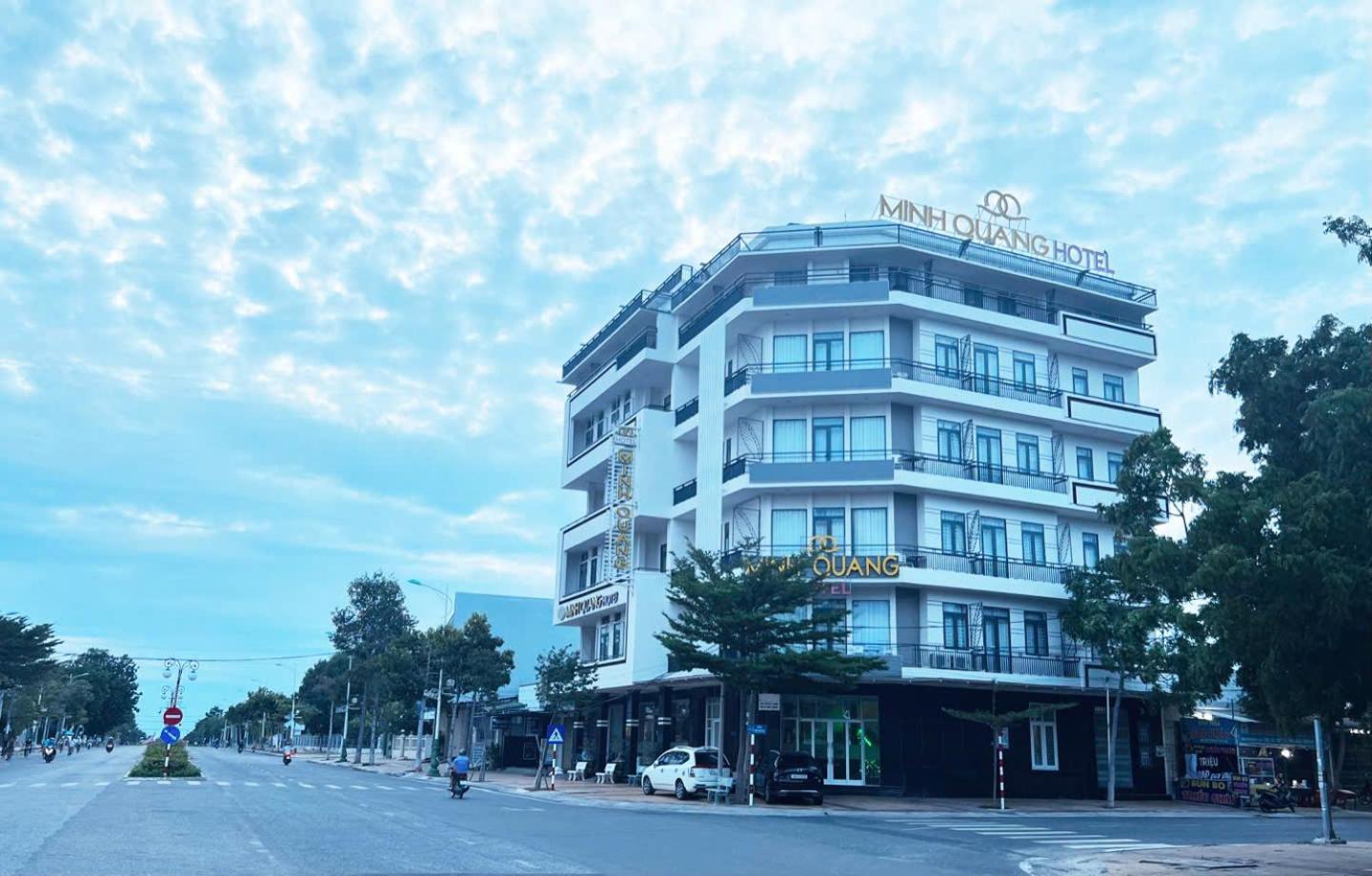 Khach San Minh Quang Hotel Phan Rang Exterior foto